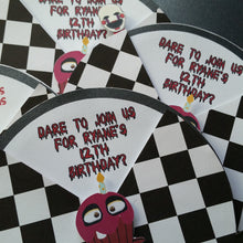 Load image into Gallery viewer, Invitation: Five Nights At Freddy&#39;s Themed Party- 10/Pack
