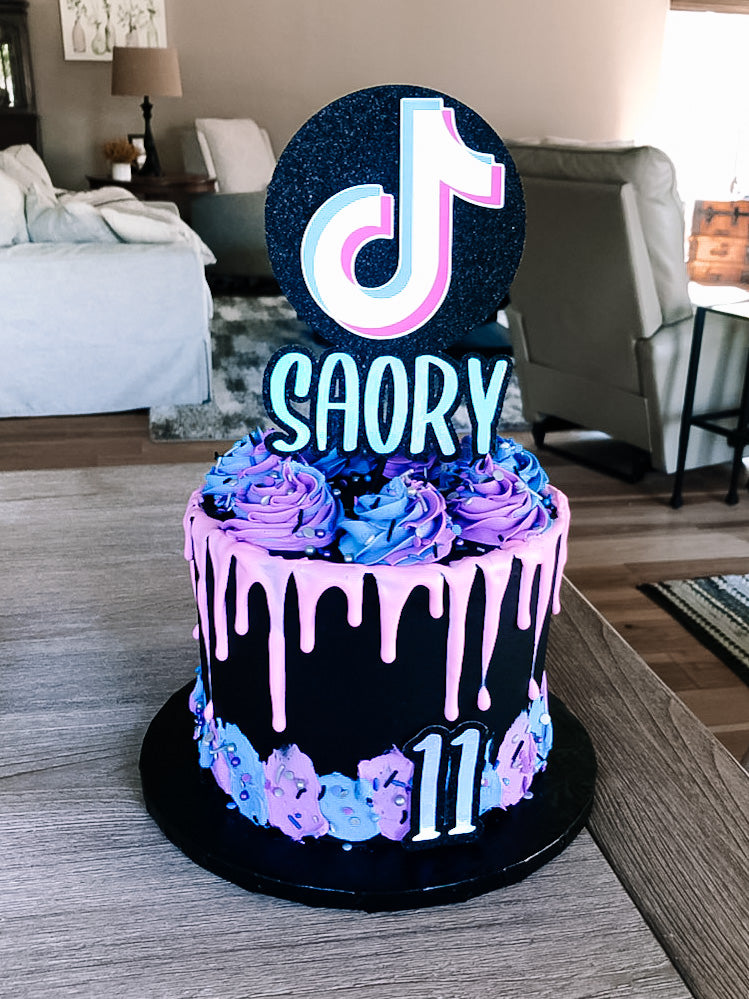 Cake Topper: Tik Tok Theme